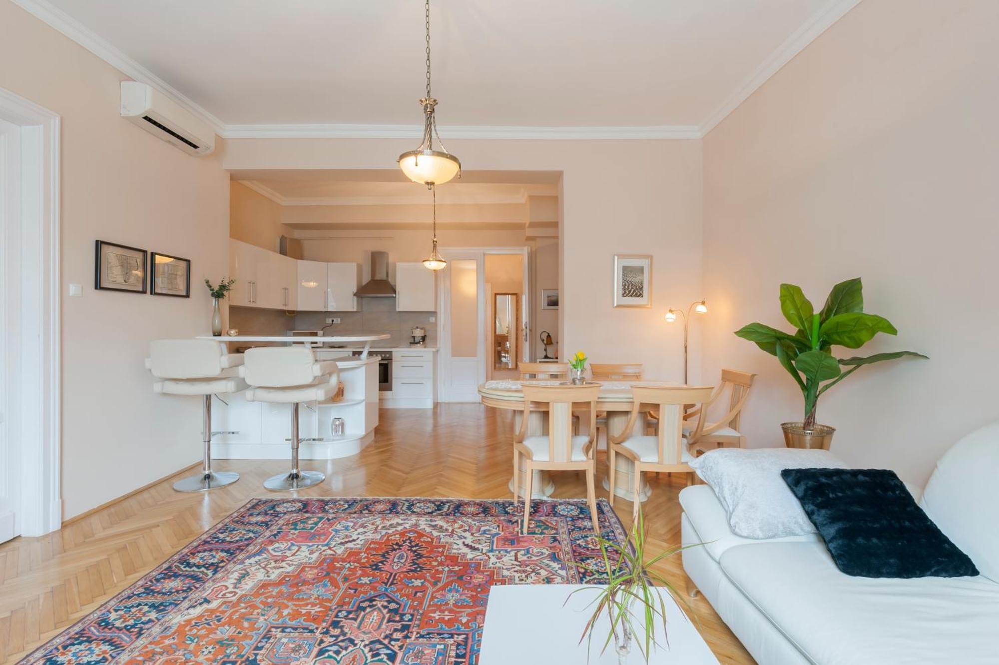 Apartment Salalala *